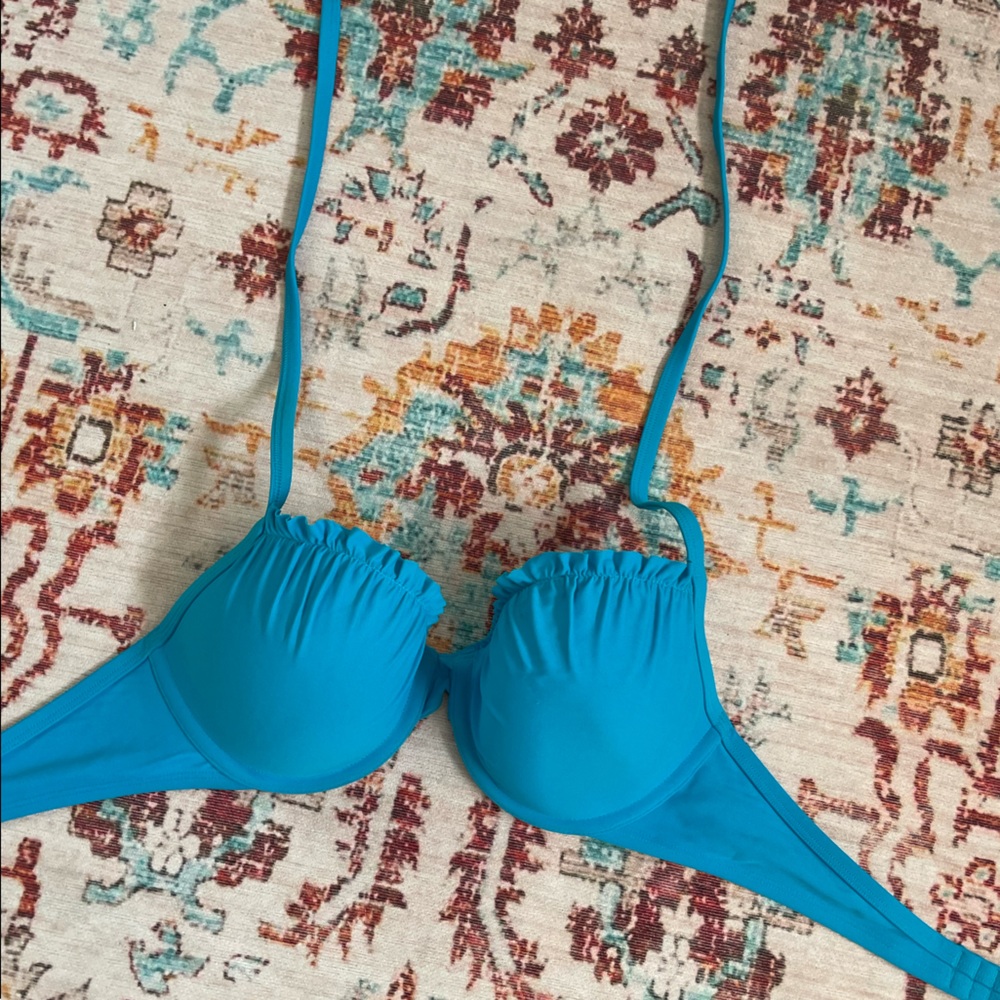 Bikini top